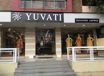 Yuvati Designer Lounge